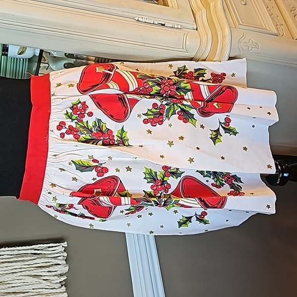 Vintage Christmas apron - Picture 3 of 3